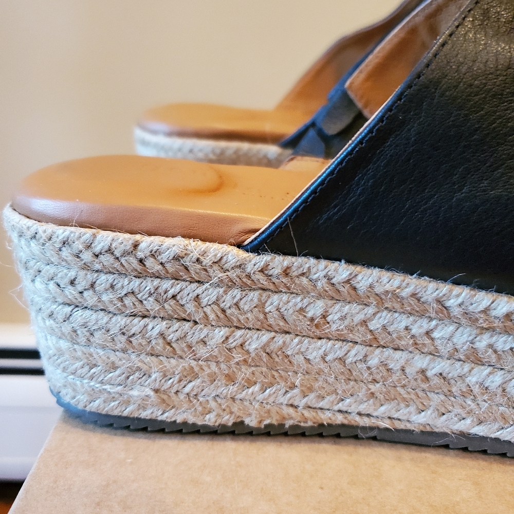 Gentle Souls Black Woven Leather Platform Slide Sandals - Picture 4 of 9